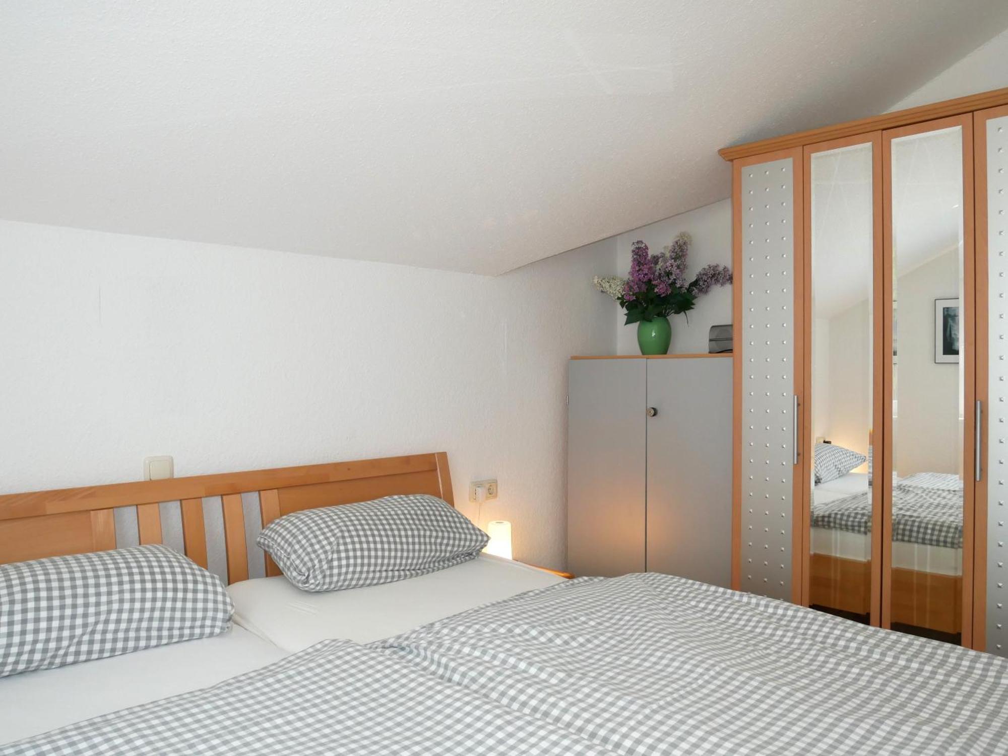 Haus Oie Idyll Mit Balkon 10 Minuten Zum Strand Zinnowitz Buitenkant foto